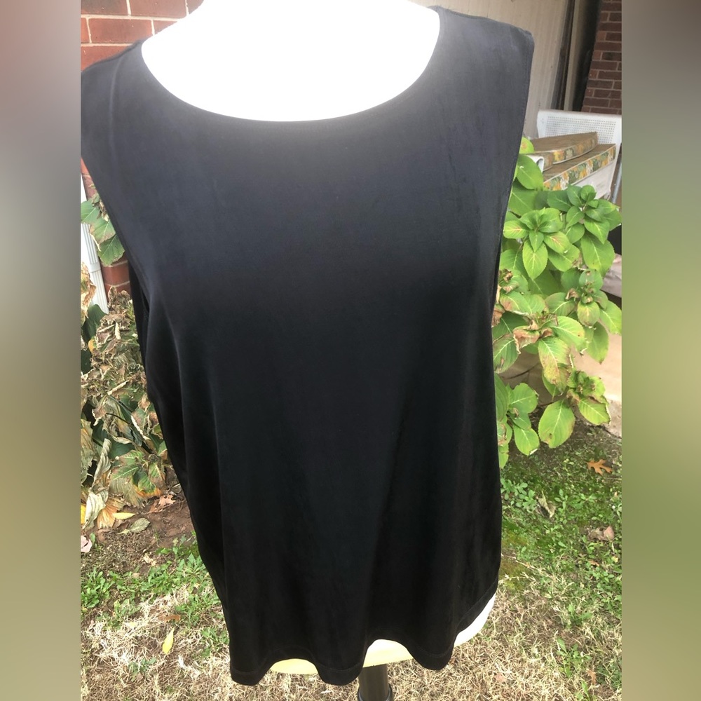 Ruby Rd. black knit tank top